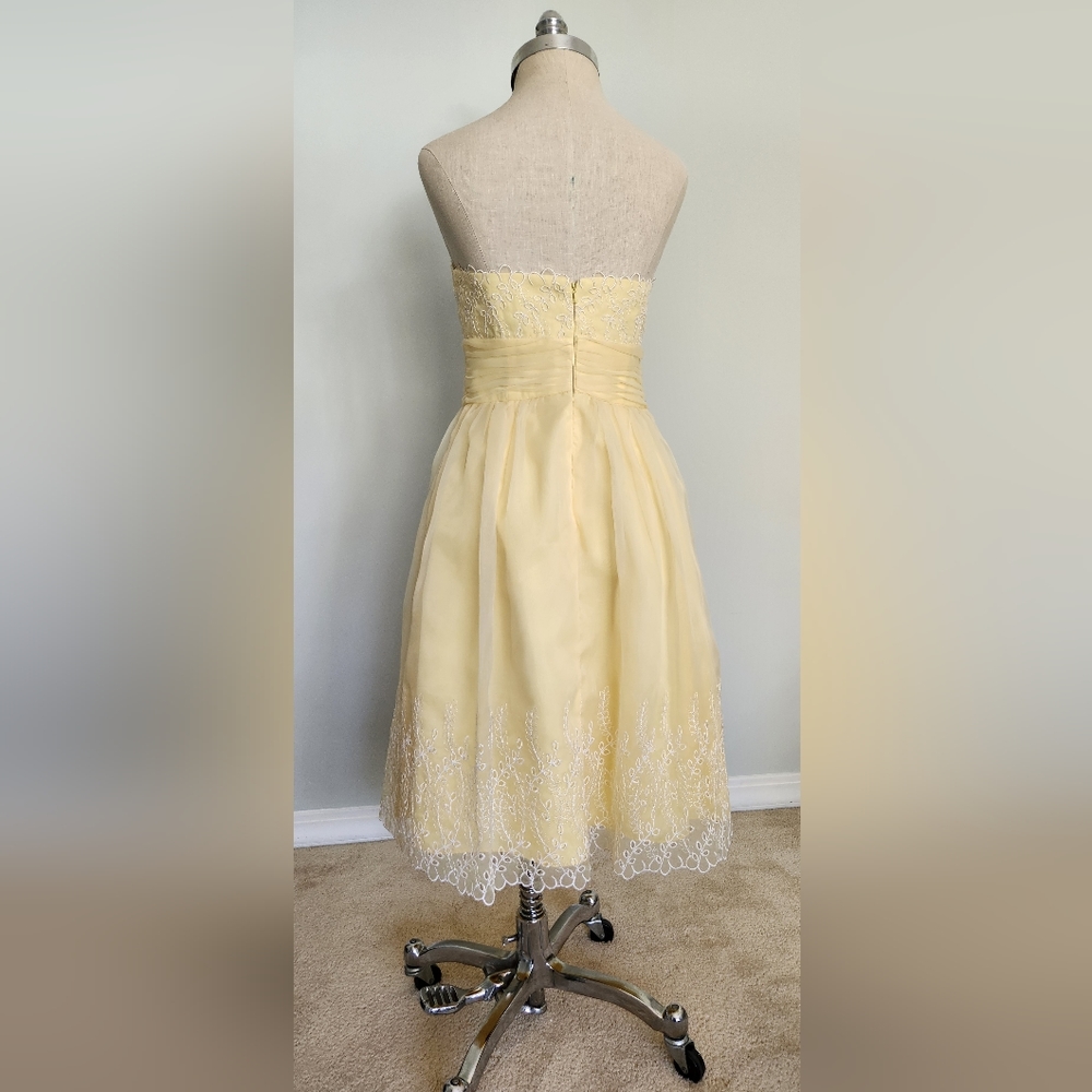 Convertible Strapless Eyelet Dress - Picture 8 of 16